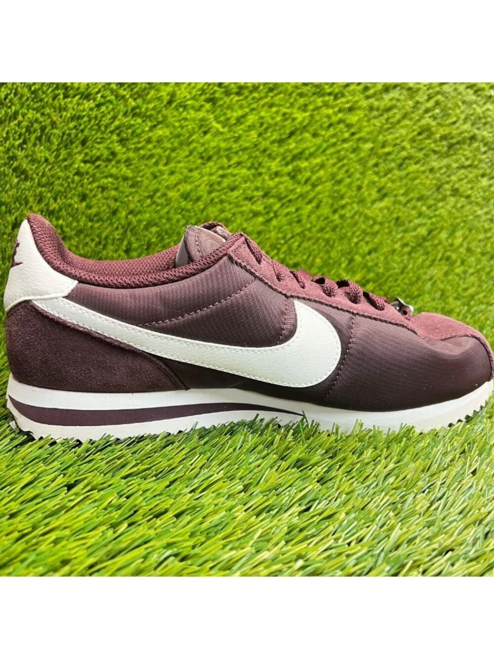 Nike Cortez Textile Womens Size 8 Burgundy Athletic Lifestyle Shoes Sneakers